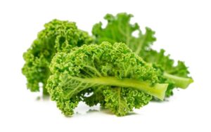 Bezpieczne odżywianie w ciąży: czy jarmuż jest odpowiedni dla przyszłych mam?