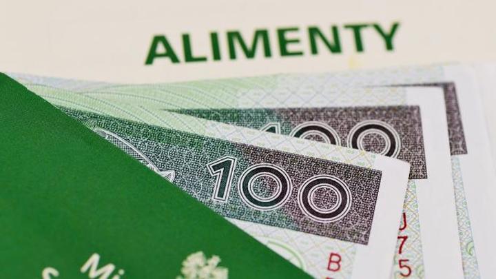 Jak ocenić, czy dziecko rzeczywiście się uczy w kontekście alimentów?