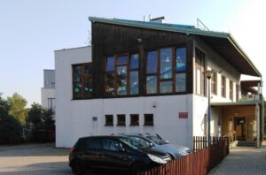 Kiedy zapisać dziecko do żłobka? Odpowiedni wiek dla maluchów