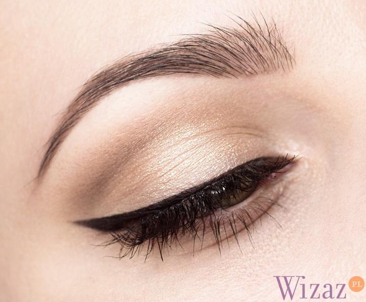 Kiedy można się spodziewać zniknięcia czarnej kreski po porodzie?