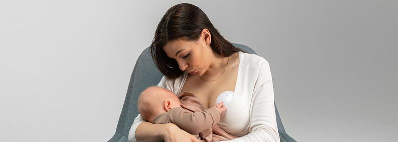 Karmienie piersią noworodka