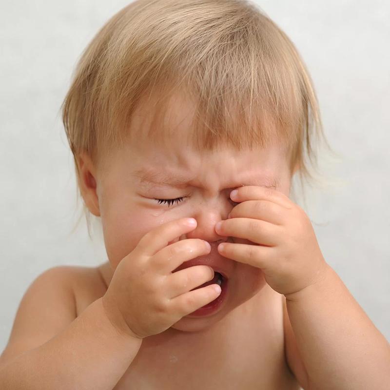 Płacz niemowlęcia po karmieniu piersią