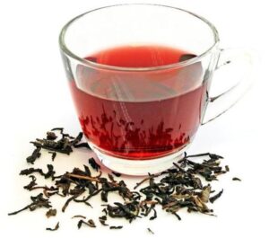 Czerwona herbata w diecie karmiącej mamy – zdrowe wybory czy zagrożenie?