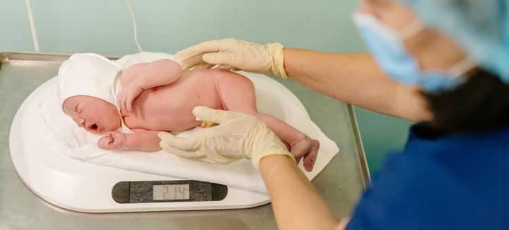 Monitorowanie wagi noworodka