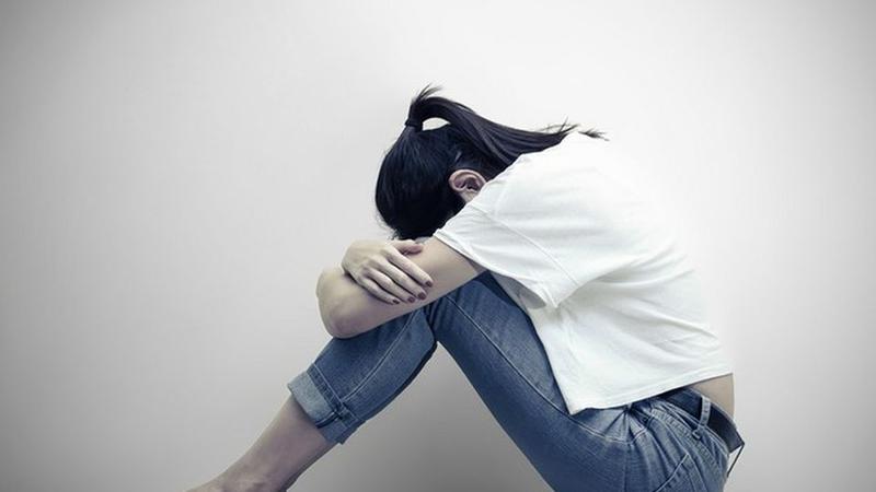 Sposoby na to, jak skutecznie ukryć ciążę przed bliskimi