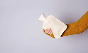 Termofor w ciąży – bezpieczne sposoby na ulgę w bólu