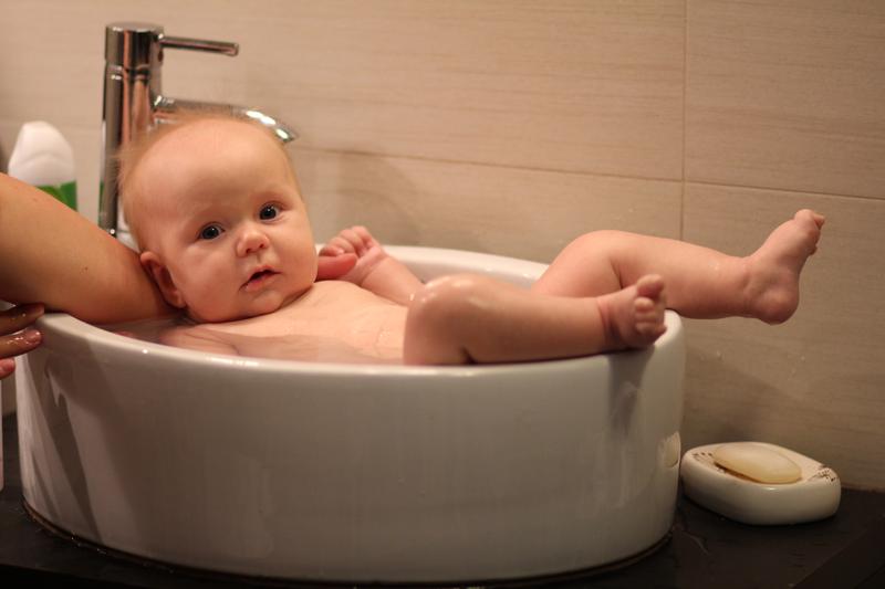 Jak często kąpać noworodka