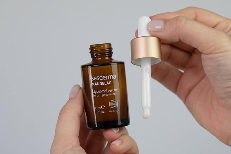 Kwas migdałowy a karmienie piersią